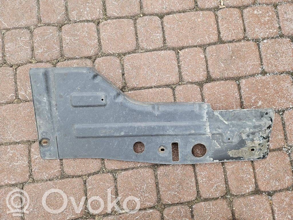 Opel Zafira C Variklio dugno apsauga 