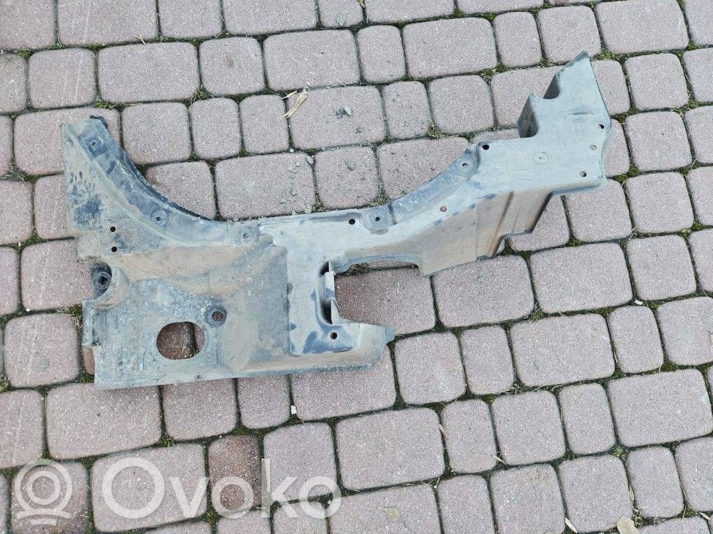 Engine splash shield/under tray   5762702160
