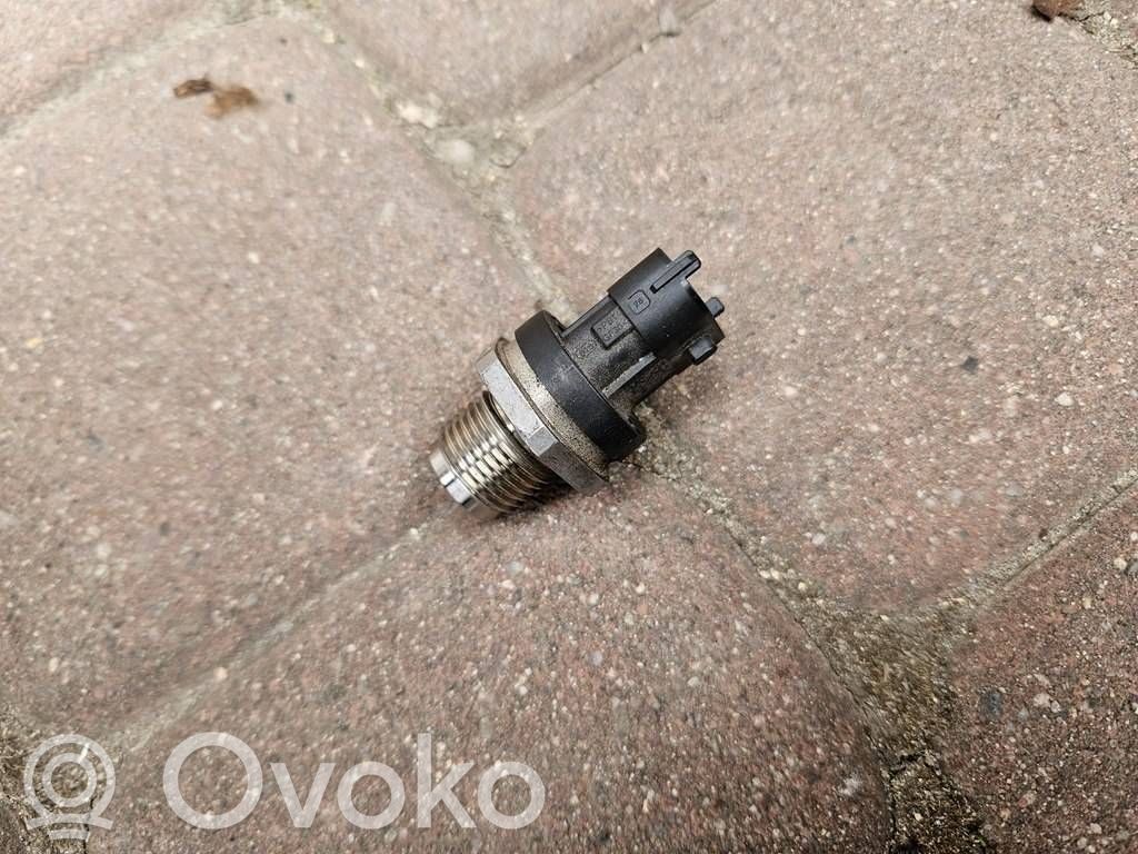 Opel Insignia B Tuyau de conduite principale de carburant 