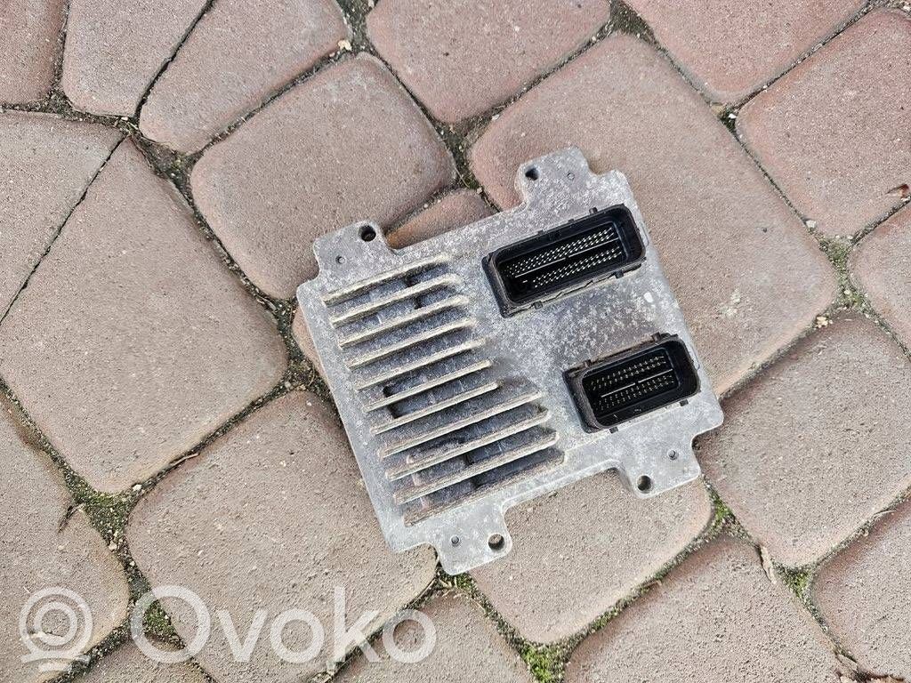Opel Corsa E Unidad de control/módulo del motor 