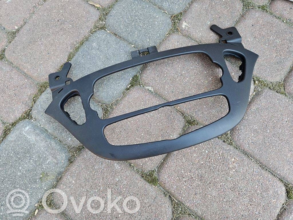 Opel Corsa E Radion/GPS-laitteen pääyksikön kehys 