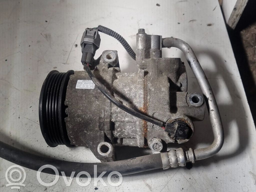 Toyota Avensis T250 Przyciski szyb 