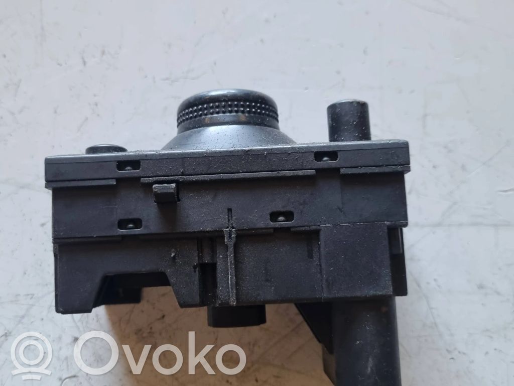 Opel Astra H Light switch 
