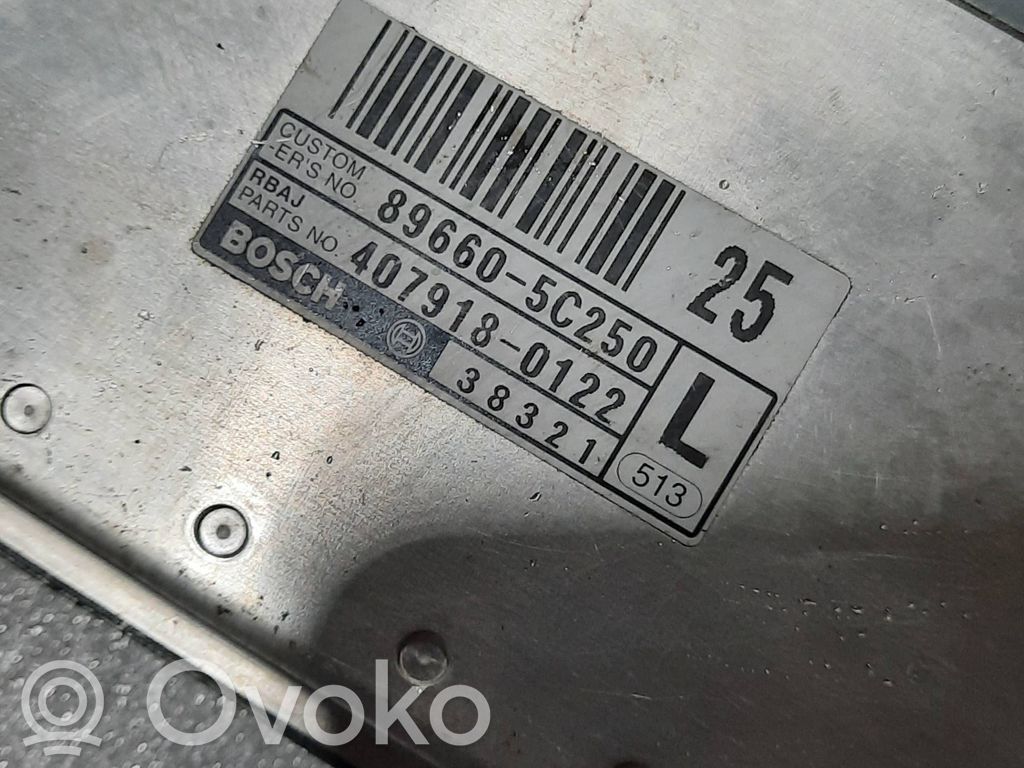Toyota Yaris Verso Engine control unit/module 