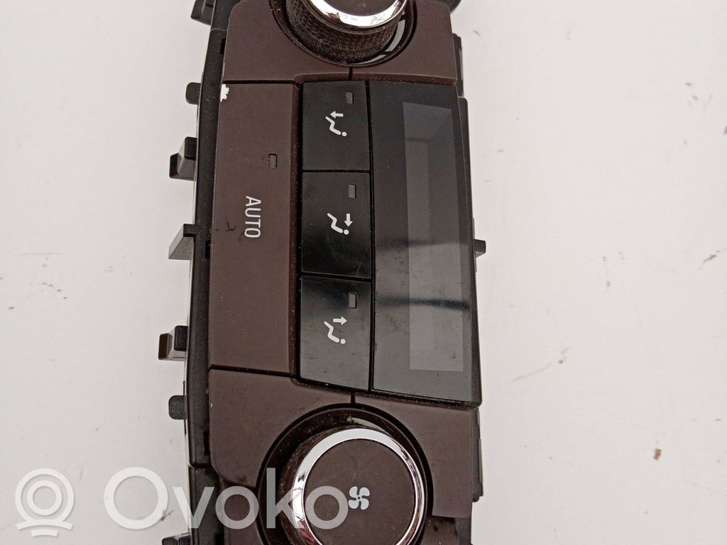 Opel Insignia A Climate control unit 