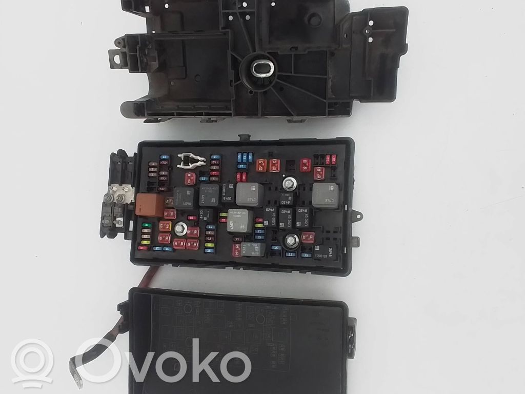 Opel Insignia A Fuse box set 