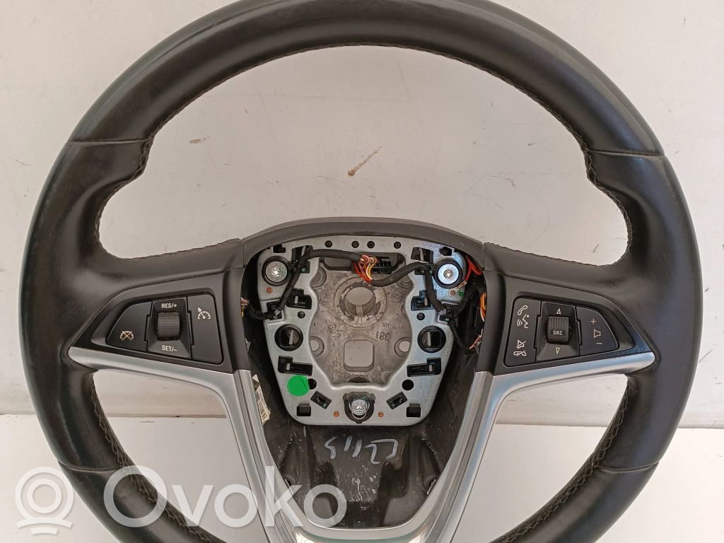 Opel Insignia A Steering wheel 