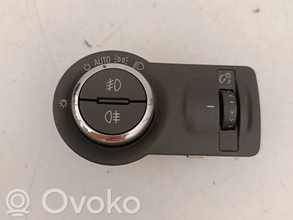 Light switch   22901659,321841,5132