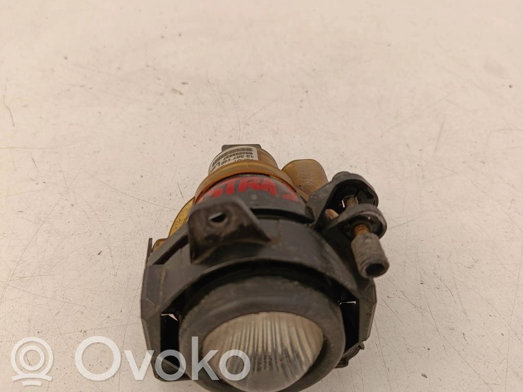 Opel Astra J Miglas lukturis priekšā 