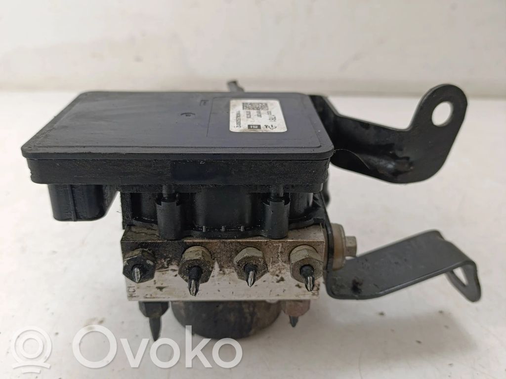 Opel Insignia A ABS Blokas 