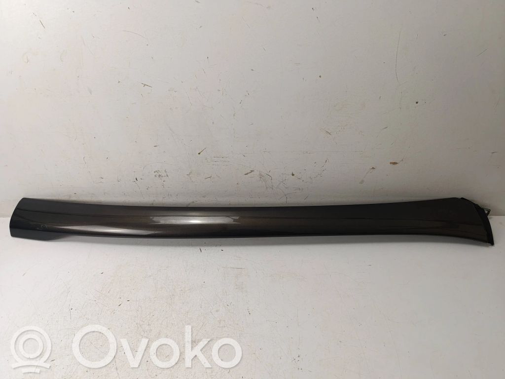 Opel Zafira C Priekinio stiklo apdaila 