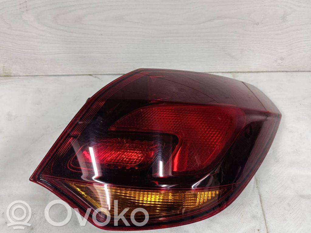 Rear/tail lights