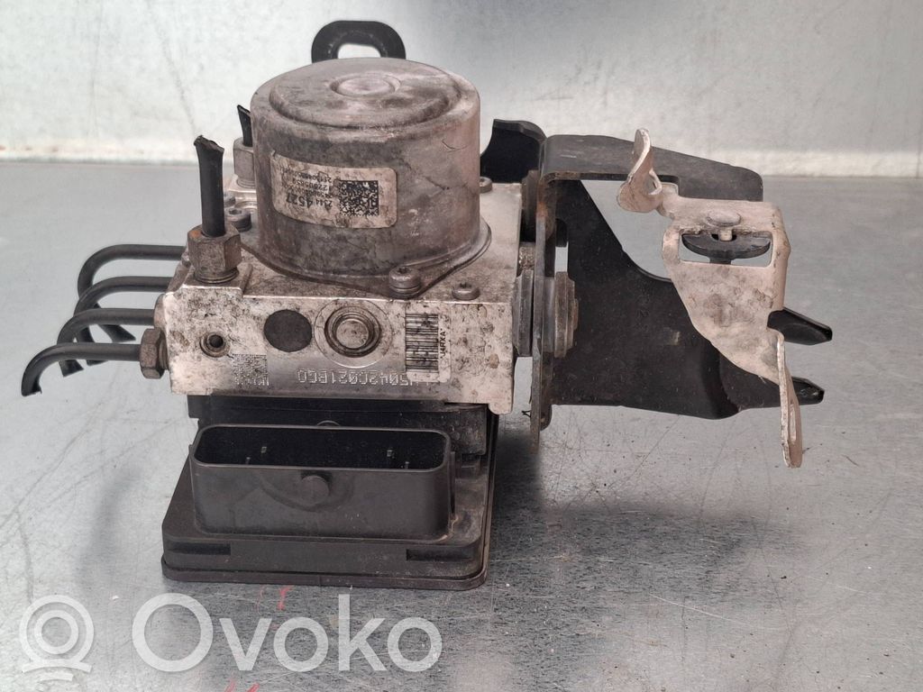 Opel Insignia A ABS bloks 