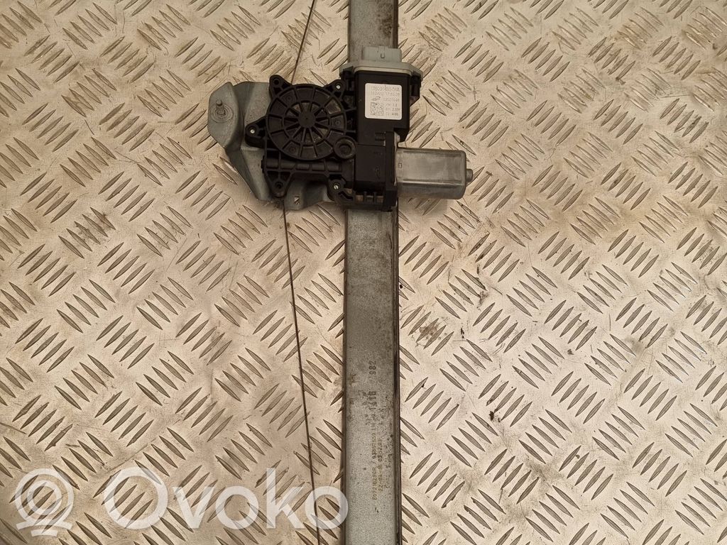 Elektryczny podnośnik szyby drzwi przednich   807216280R,93867659