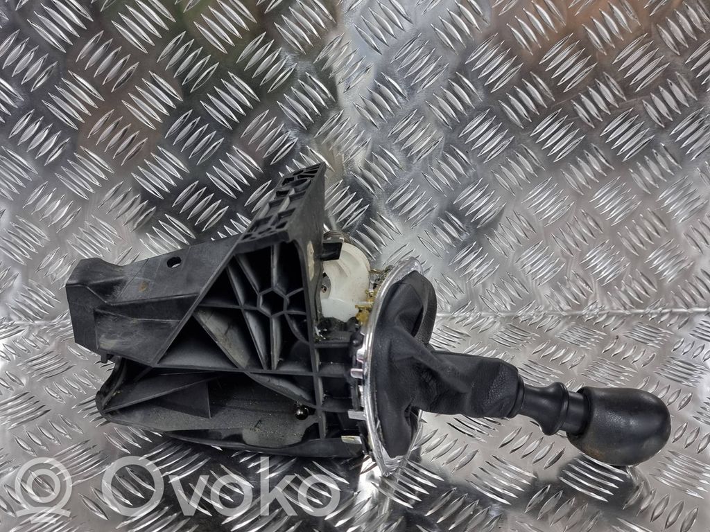 Renault Trafic III (X82) Selector caja de cambios 