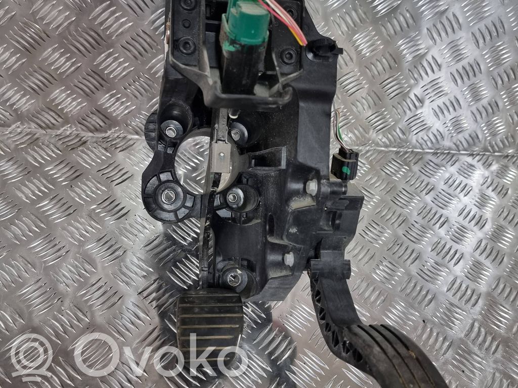 Renault Trafic III (X82) Pedał hamulca 