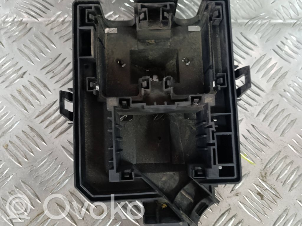 Opel Mokka Fuse box set 