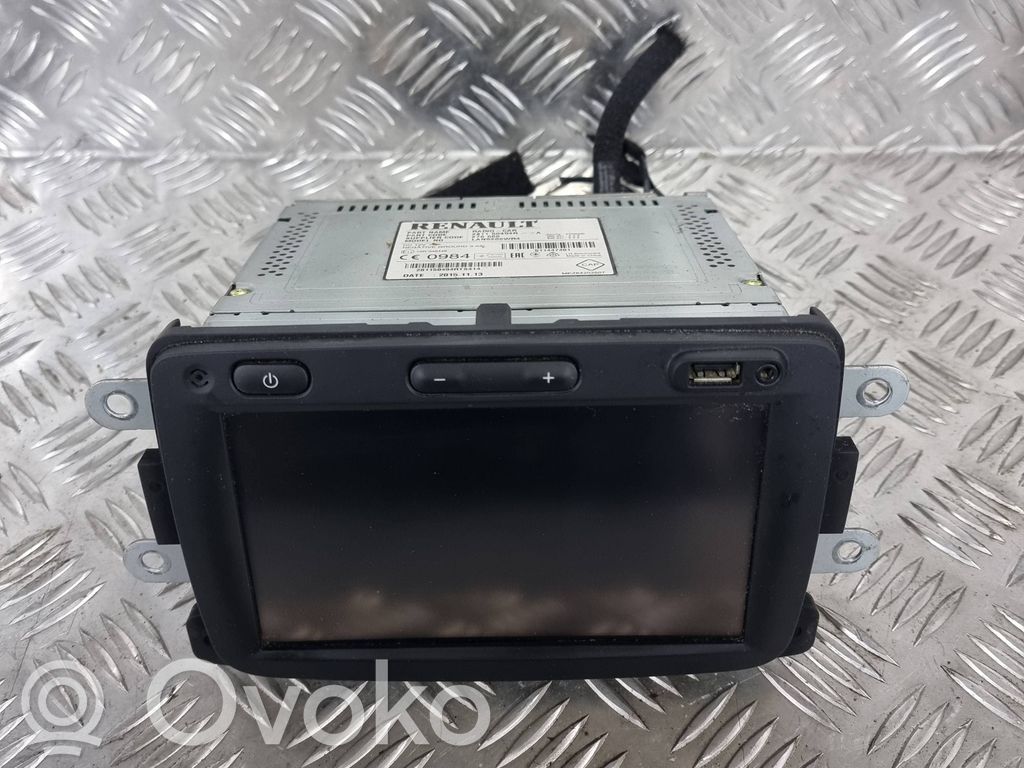 Renault Trafic III (X82) Panel / Radioodtwarzacz CD/DVD/GPS 