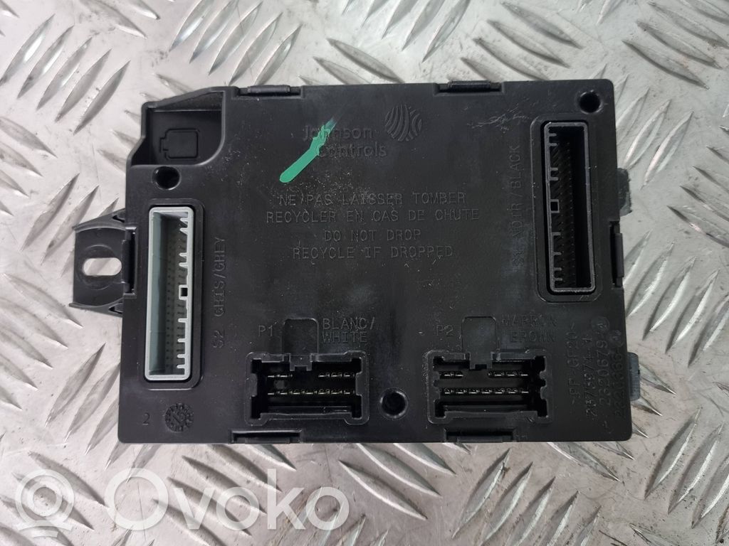 Renault Trafic III (X82) Other control units/modules 