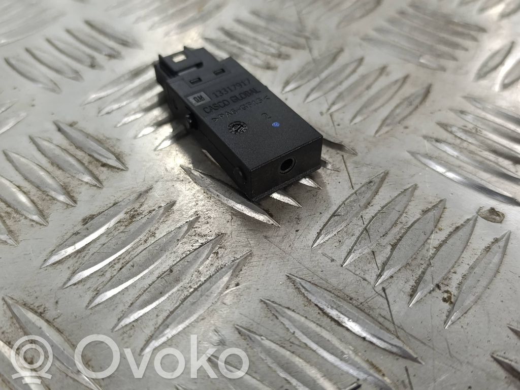 Opel Insignia A AUX in-socket connector 
