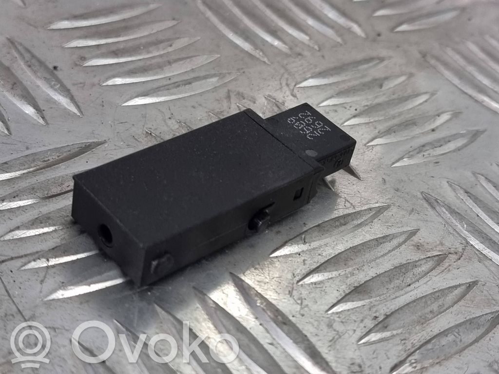 Opel Insignia A AUX in-socket connector 