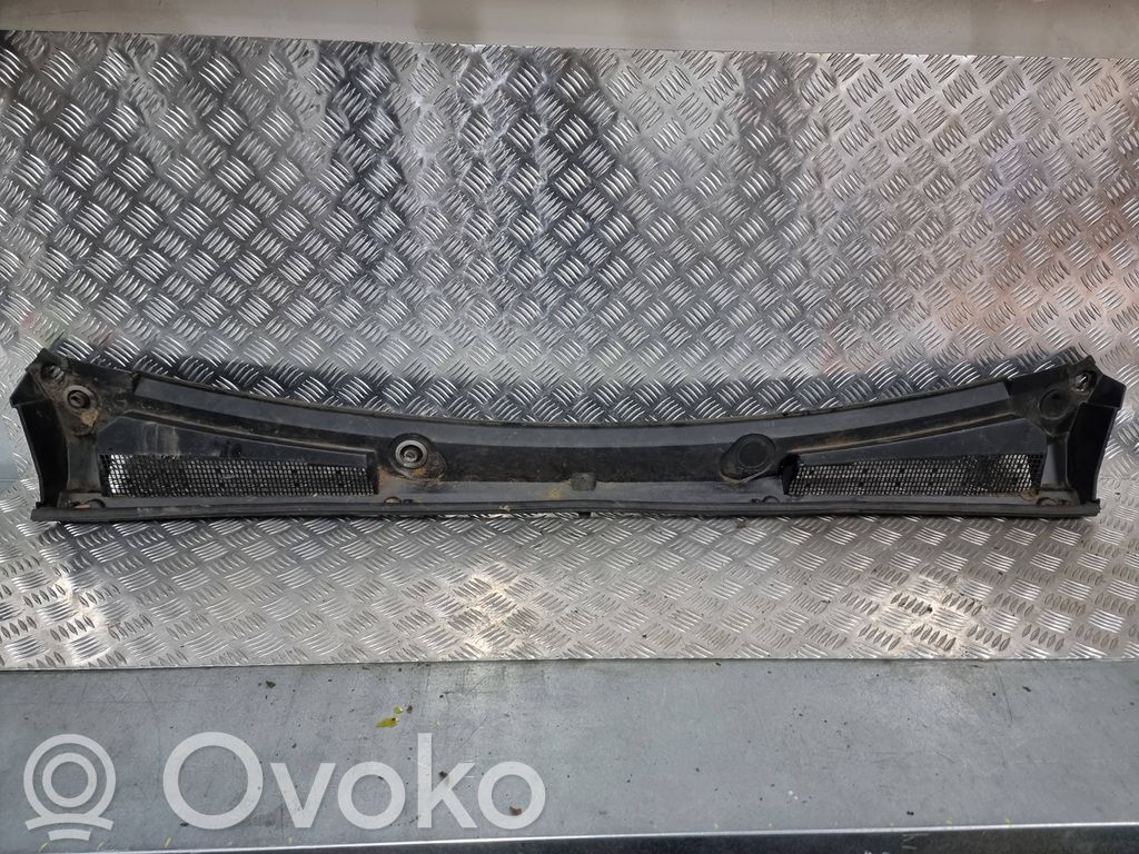 Opel Vivaro Podszybie przednie 