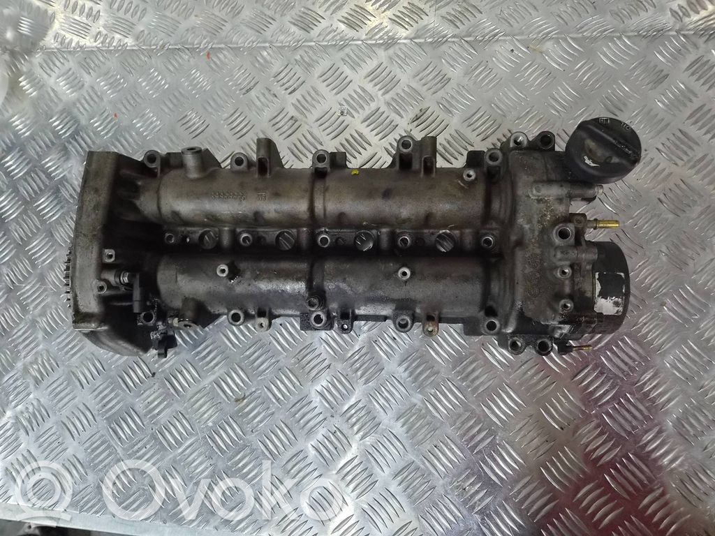 Opel Insignia A Rocker cam cover 
