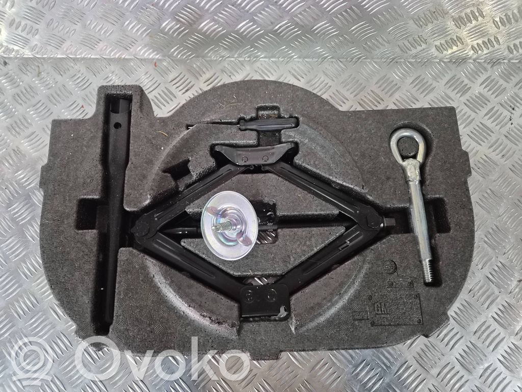 Tool set   13369989