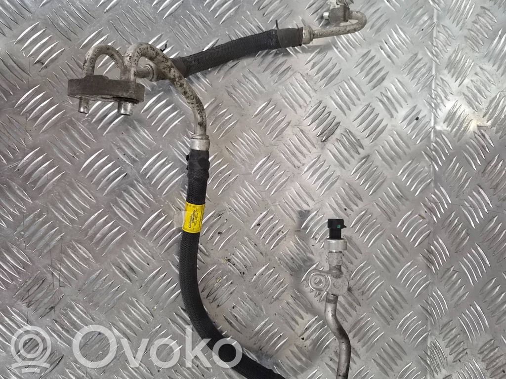Ilmastointilaitteen putki (A/C)   95376430