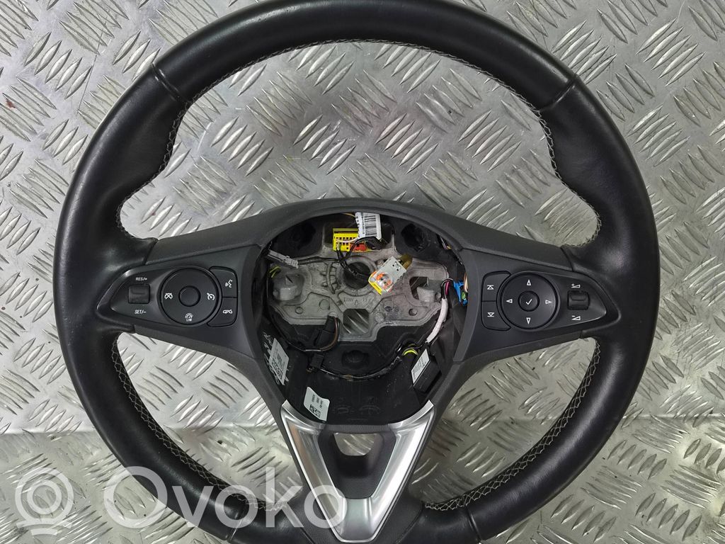 Opel Astra K Ohjauspyörä 