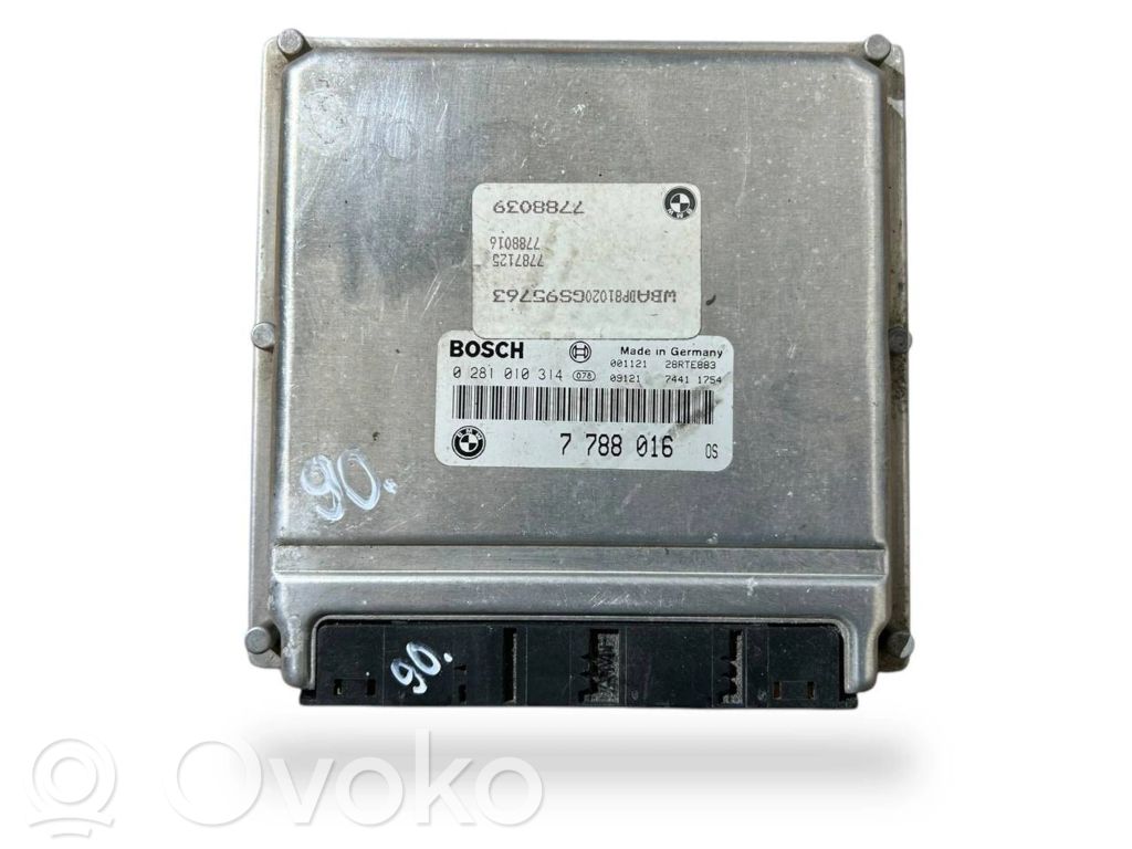 BMW 5 E39 Engine control unit/module 