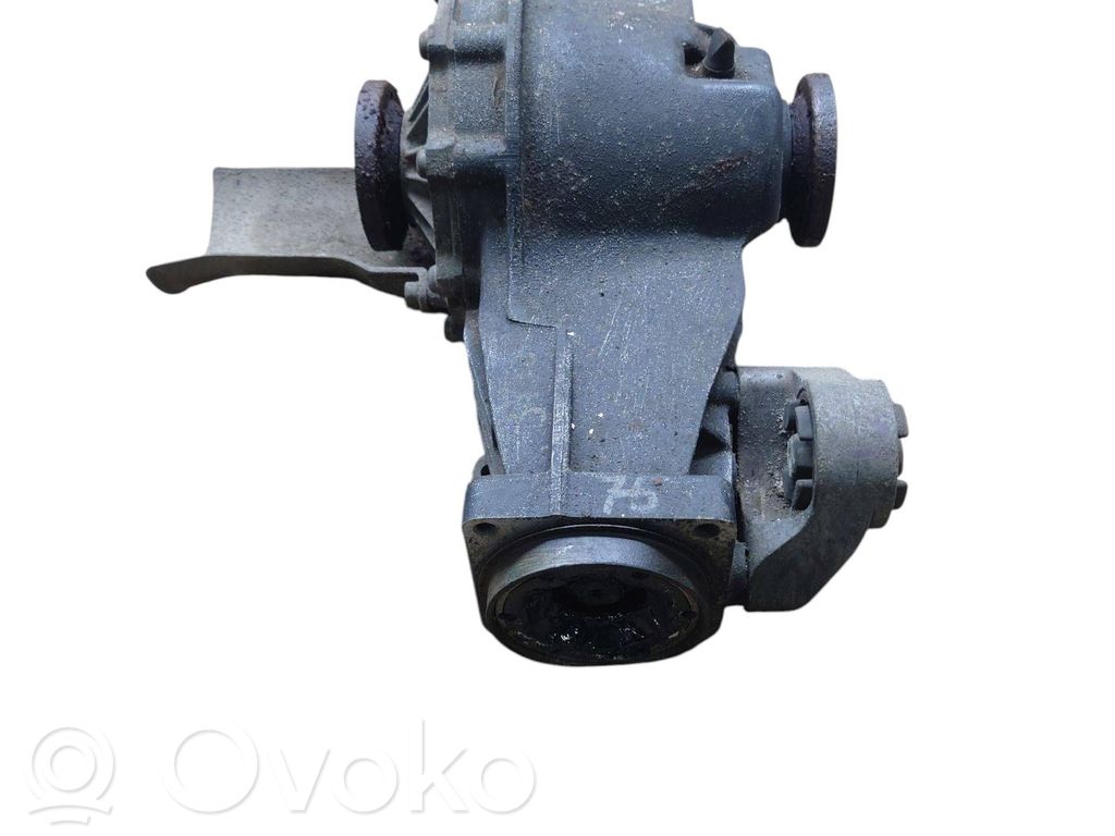 Volkswagen PASSAT B5 Rear differential 