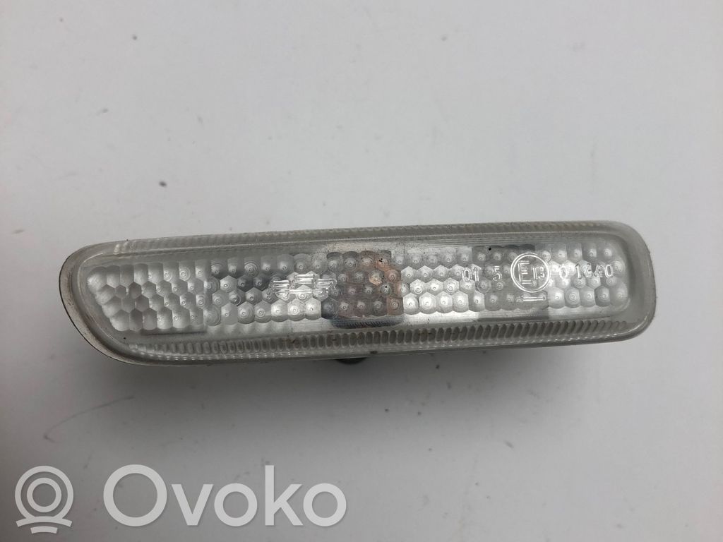 Front fender indicator light   63132228591,63138370591