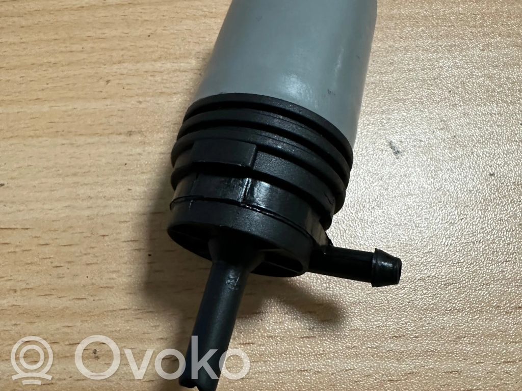 Windscreen/windshield washer pump   E13021168,2800J03,502660