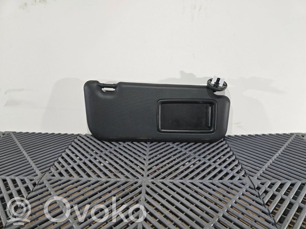 Sun visor