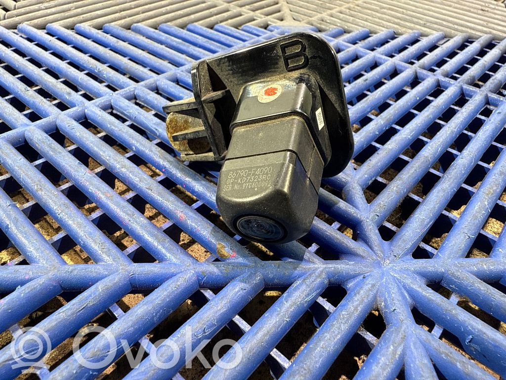 Toyota C-HR I Reversing camera 