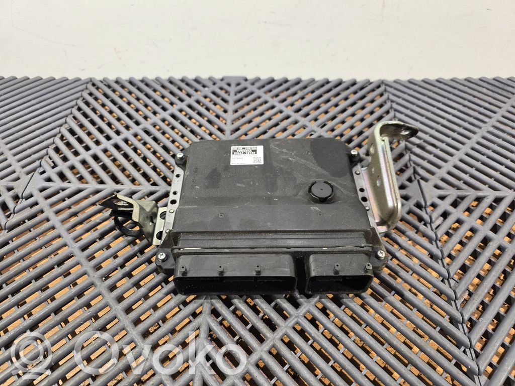 Lexus CT 200H Engine control unit/module 