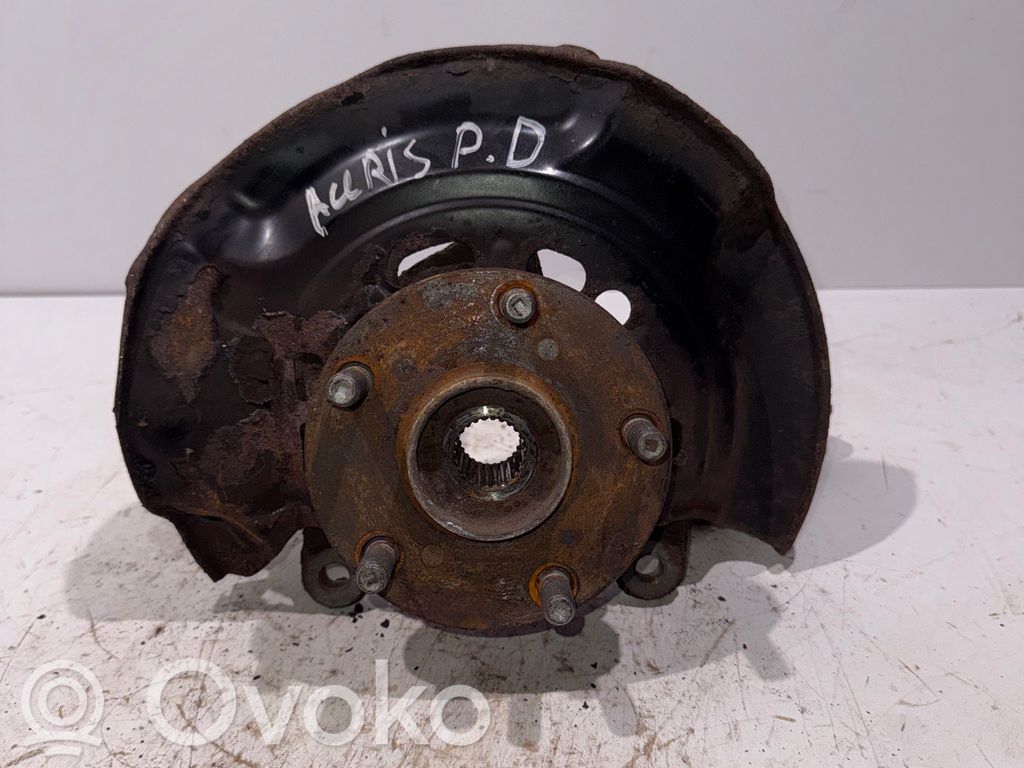 Toyota Auris E180 Mozzo ruota anteriore 