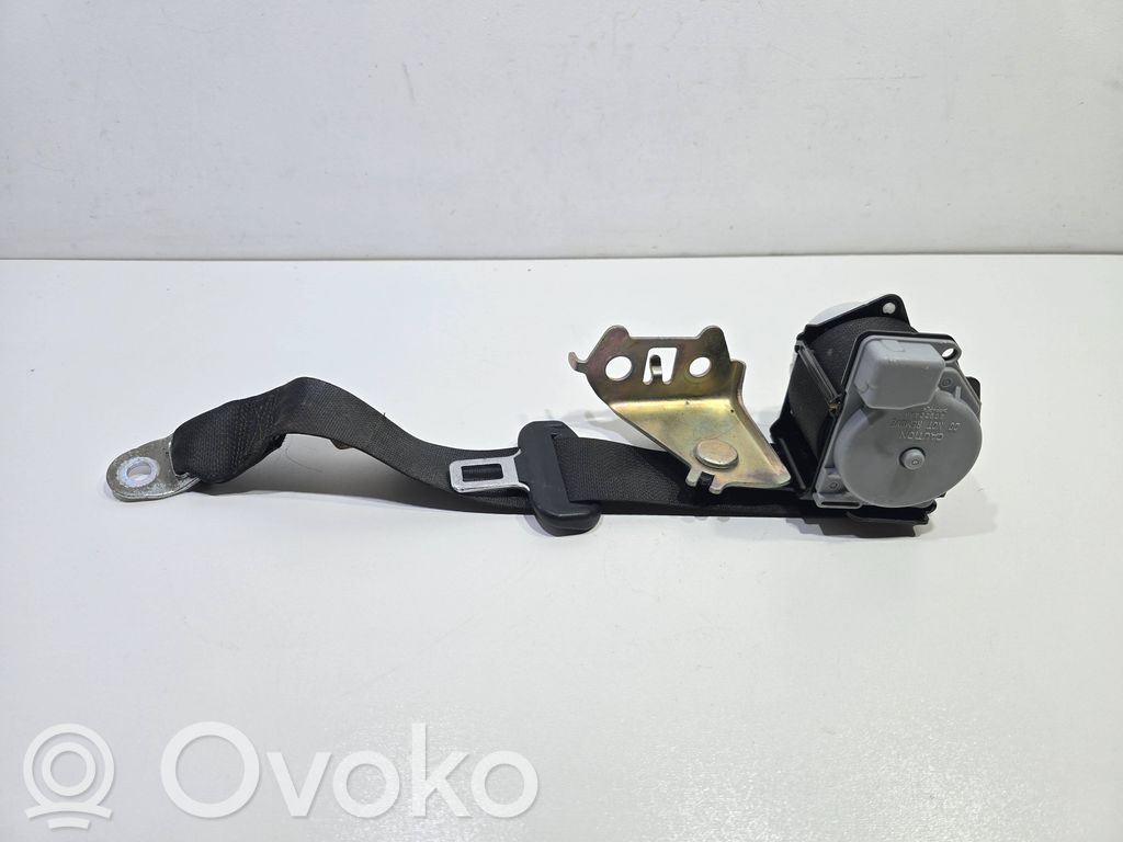 Toyota Auris E180 Cinturón trasero 