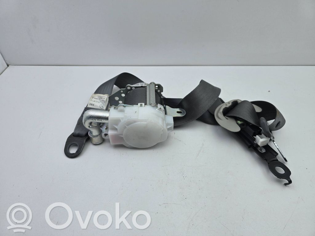 Toyota Prius (XW30) Pas bezpieczeństwa fotela przedniego 