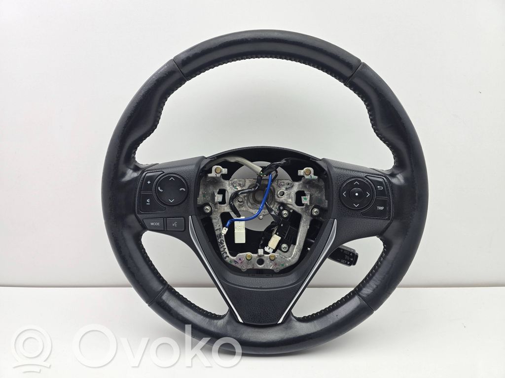 Toyota Auris E180 Vairas 