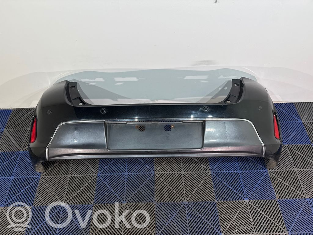 Toyota Auris E180 Bamperis 