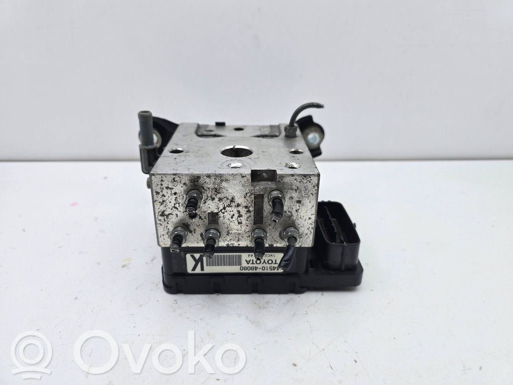 Lexus RX 450H ABS bloks 