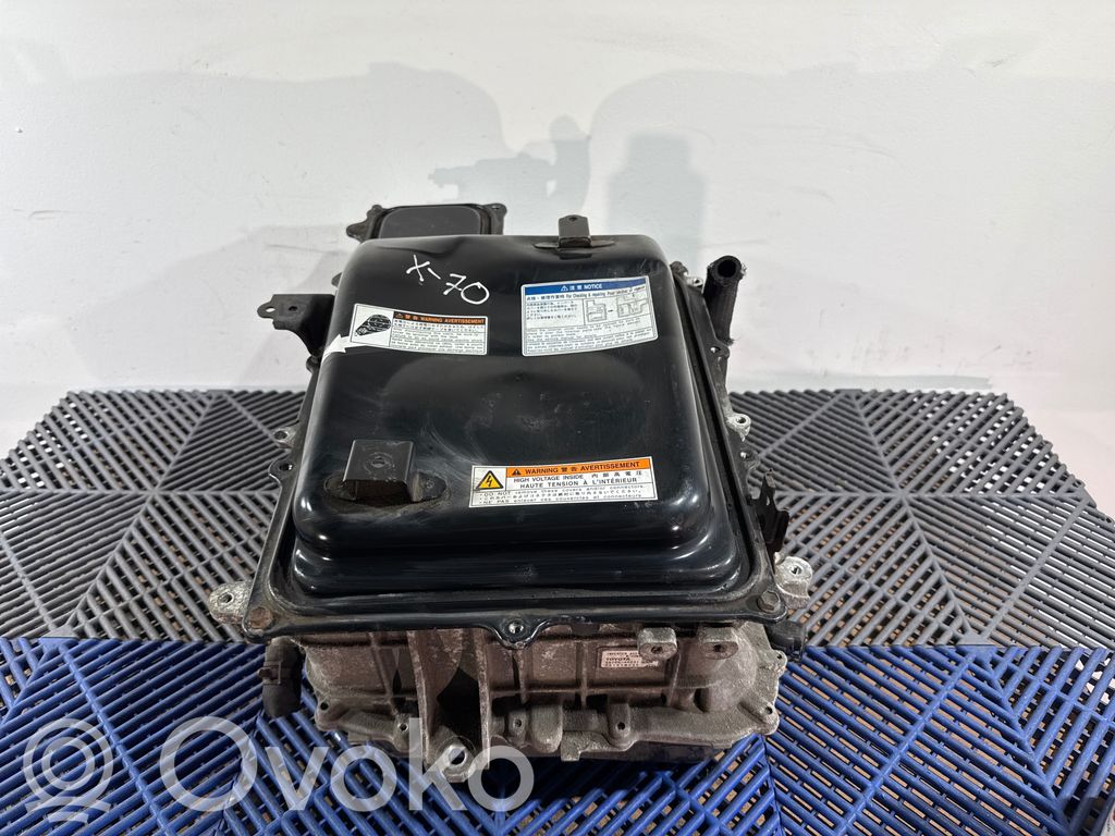 Lexus RX 330 - 350 - 400H Jännitteenmuunnin/vaihtosuuntaaja 