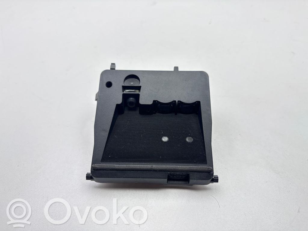Toyota Auris E180 Windshield/windscreen camera 