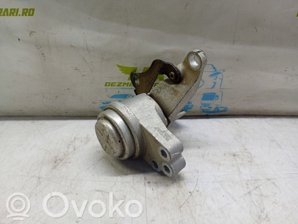 Engine mounting bracket   FS736F012AA