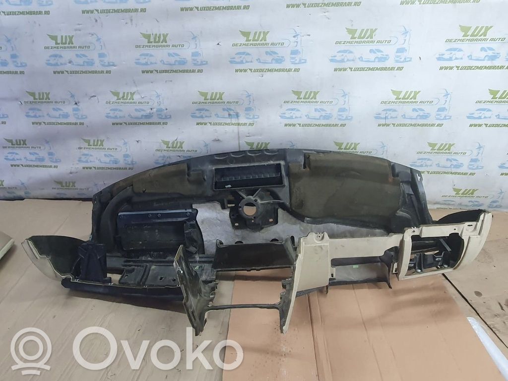 BMW 5 E60 E61 Dashboard 