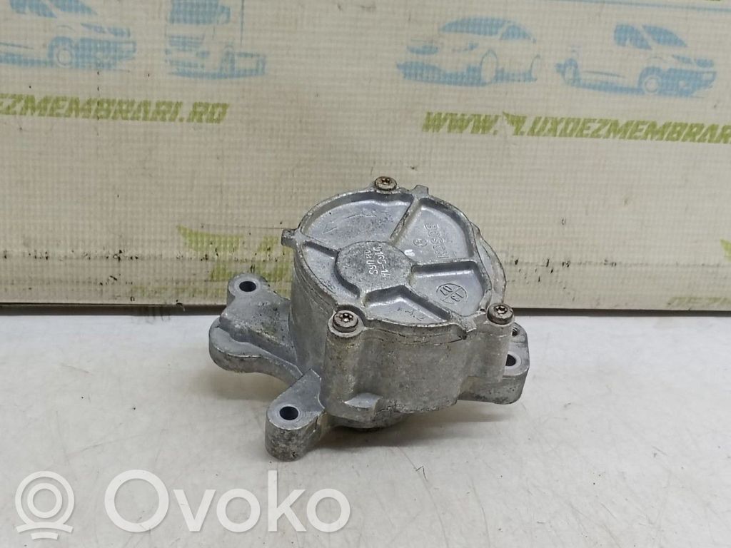 Vacuum pump   D1651A