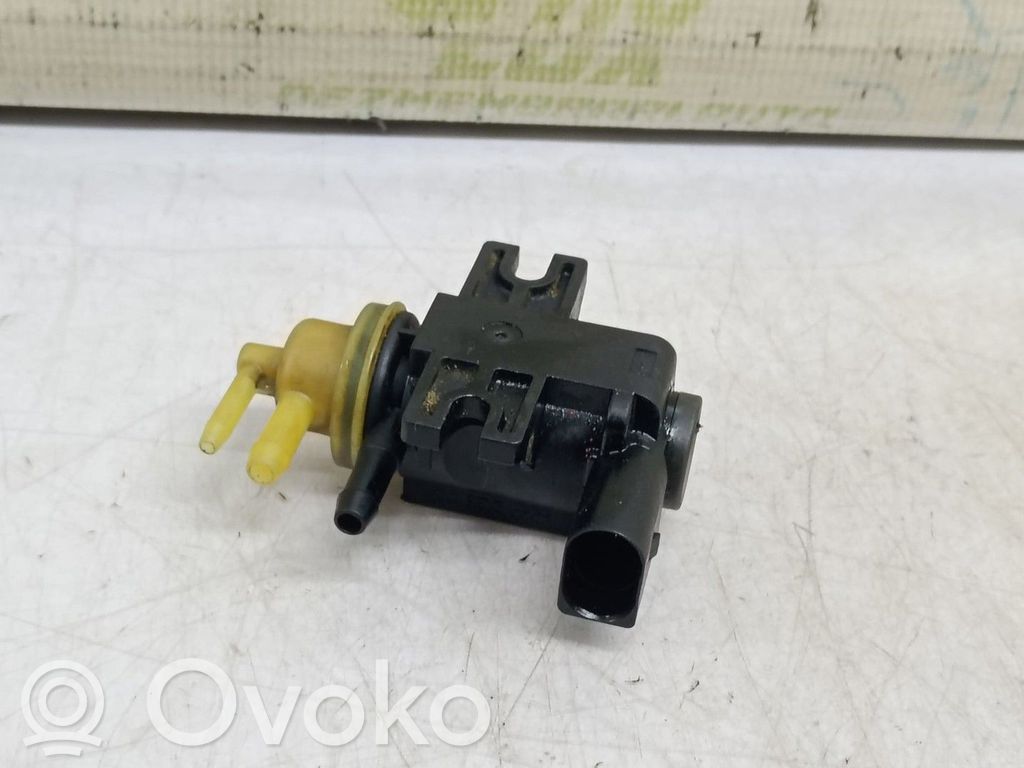 Volkswagen PASSAT B6 Válvula de vacío (Usadas) 