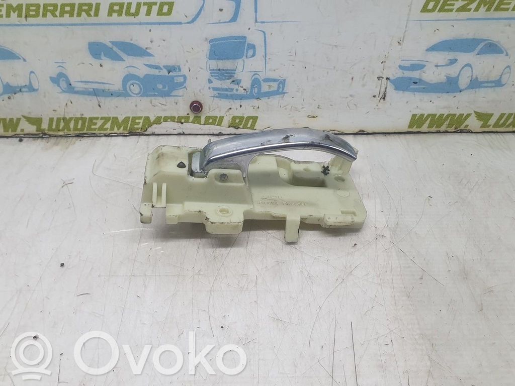 Jeep Compass Manecilla interna puerta delantera 